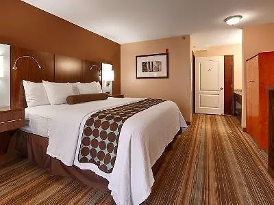 Best Western Plus Gen X Inn Memphis Hotel